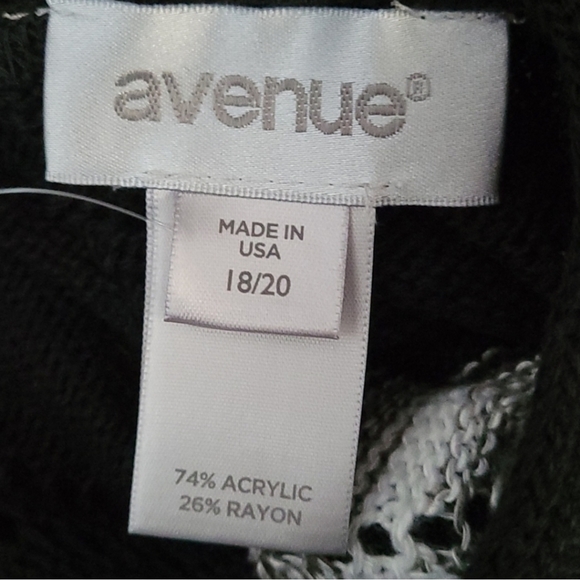 Avenue || (18/20) Black White Gray Chevron Print Open Front Cardigan Sweater - Picture 6 of 6